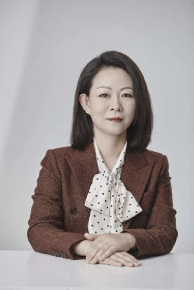 李伶